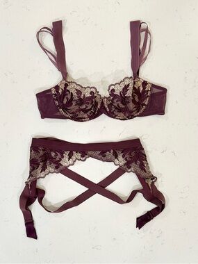 Victoria's Secret lace lingerie set